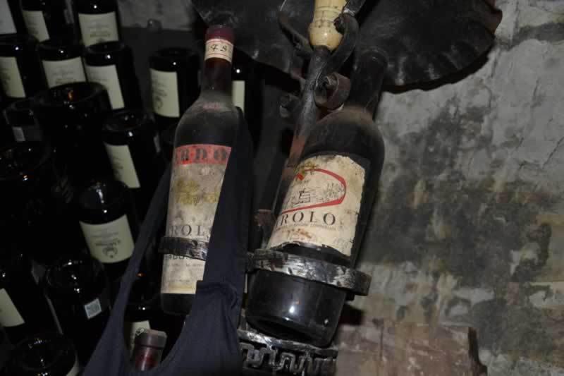 Trattoria Del Bivio Guest House Cerretto Langhe Ngoại thất bức ảnh