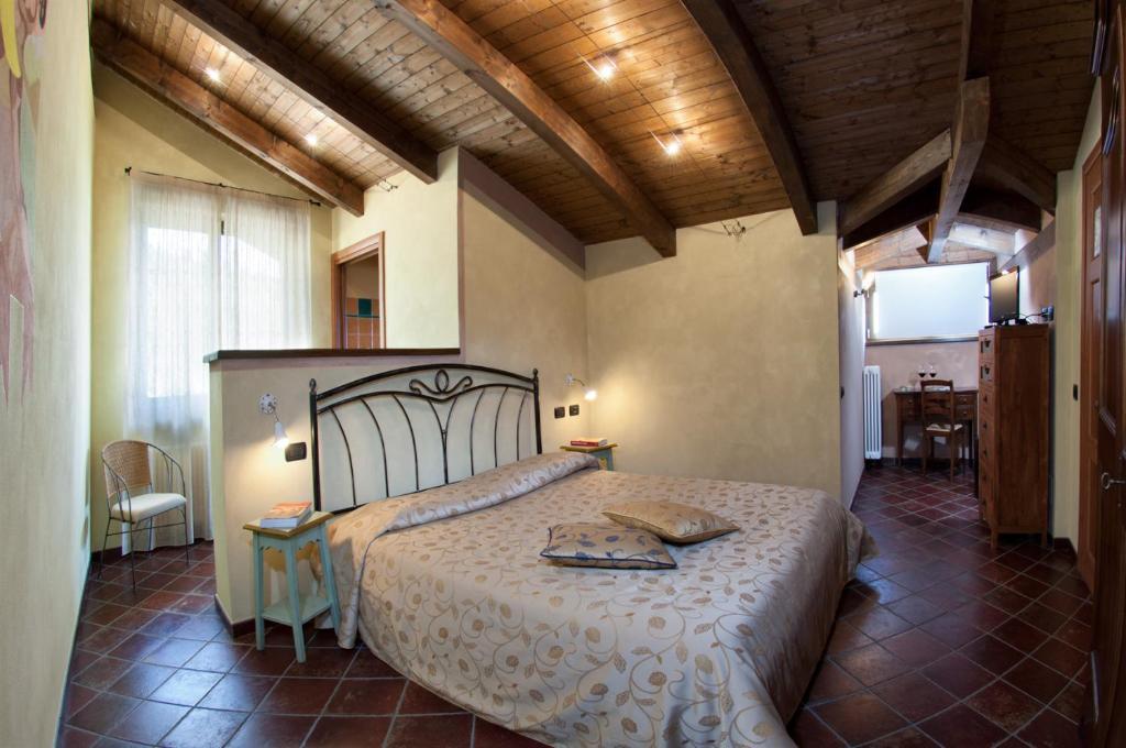 Trattoria Del Bivio Guest House Cerretto Langhe Phòng bức ảnh