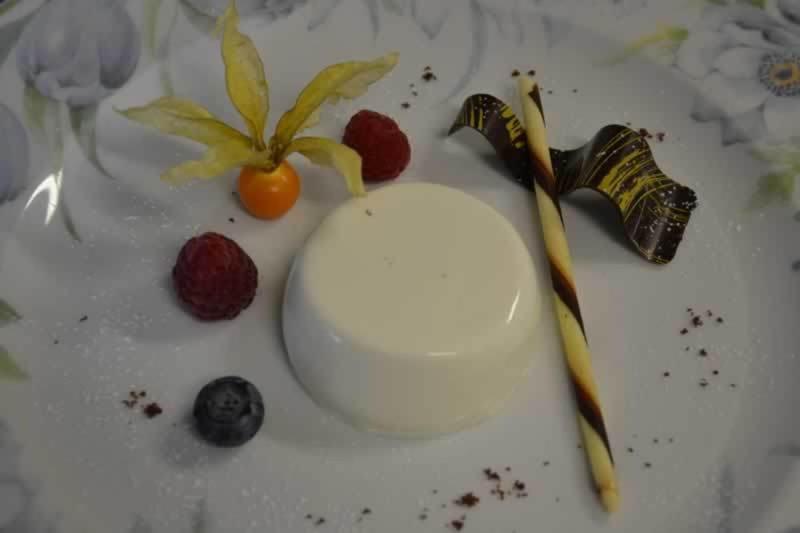 Trattoria Del Bivio Guest House Cerretto Langhe Ngoại thất bức ảnh