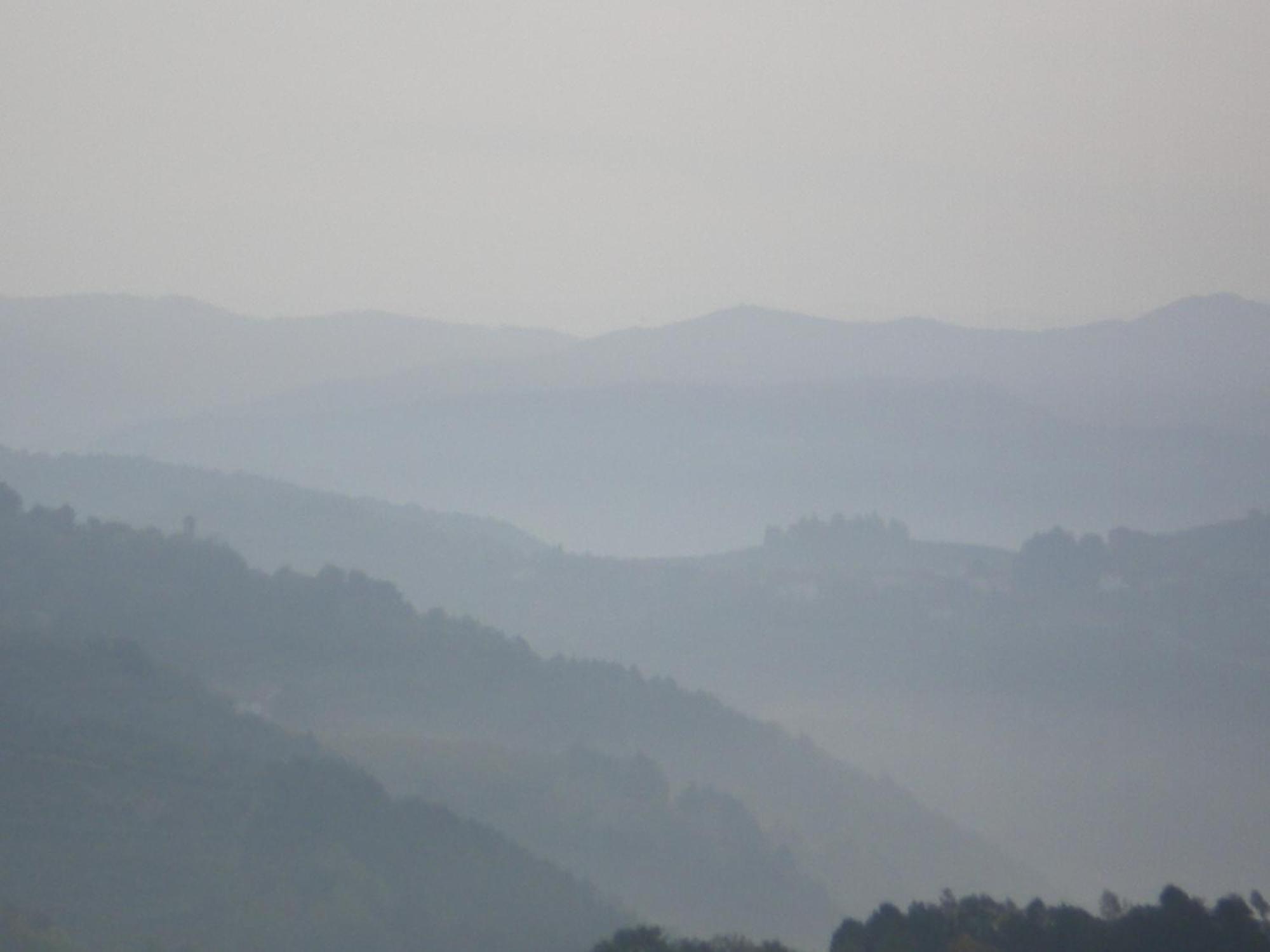 Trattoria Del Bivio Guest House Cerretto Langhe Ngoại thất bức ảnh