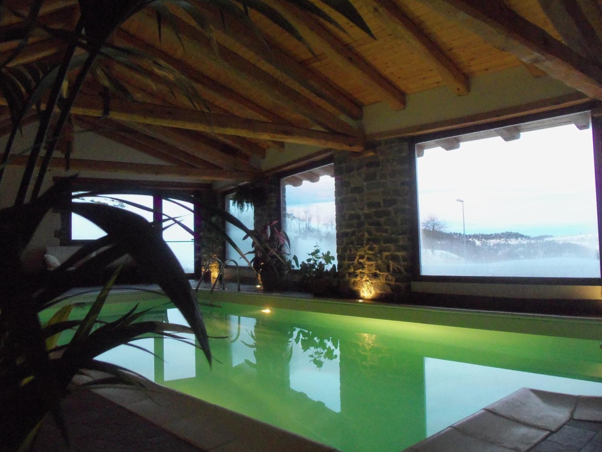 Trattoria Del Bivio Guest House Cerretto Langhe Ngoại thất bức ảnh